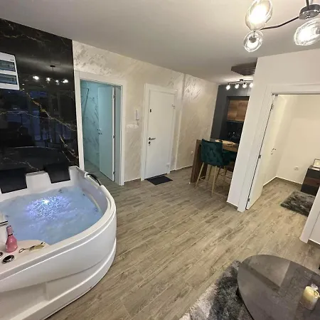 Romantika 2 Apartament *