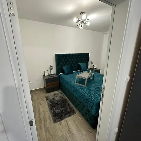 Apartament Romantika 2 *